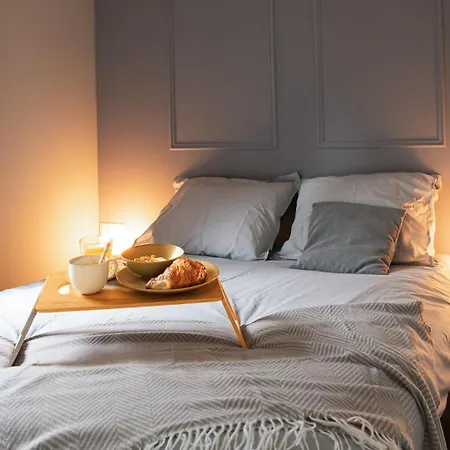 Holiday home Boslodge Bosmus - 4 Personen Tussen De Bomen *
